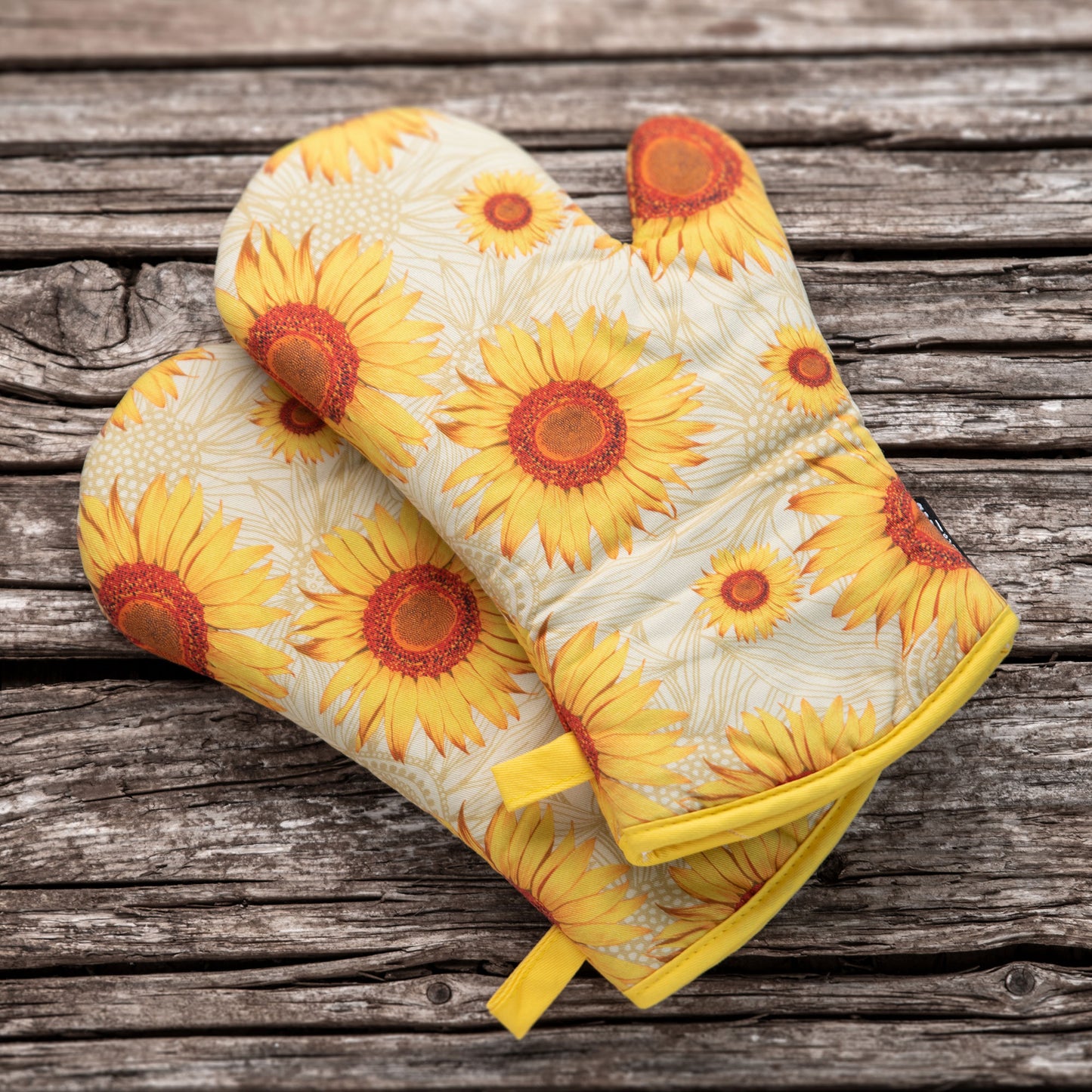 Summer Sunflowers Oven Mitts And Potholder Set – Oven Mitts Co.